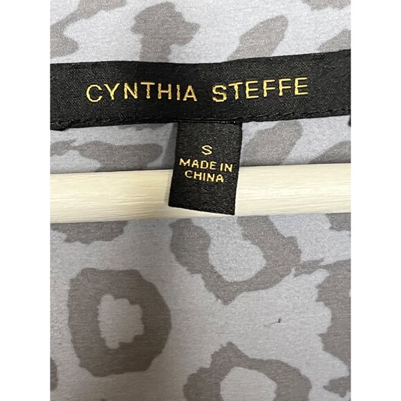 Cynthia Steffe Gray Animal Print V Neck Long Sleeve Blouse Top Small - Picture 5 of 8